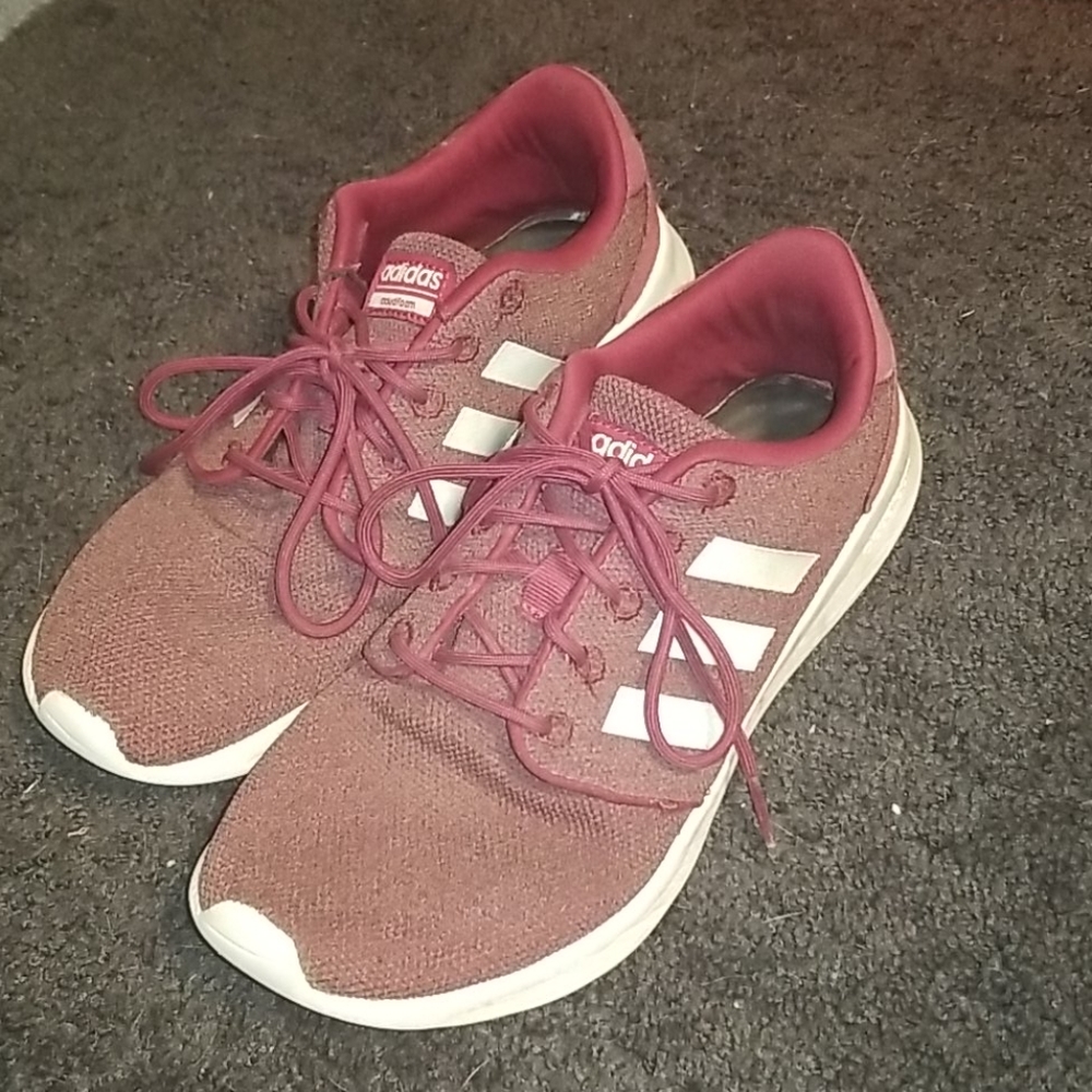 Maroon adidas shoes🎄